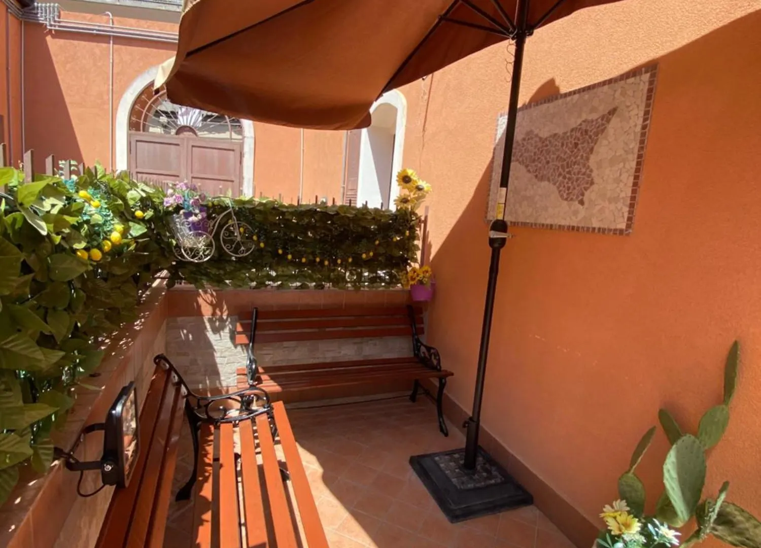Home Pino Center~600 Mt Duomo Ct Catania 0*,  Italy
